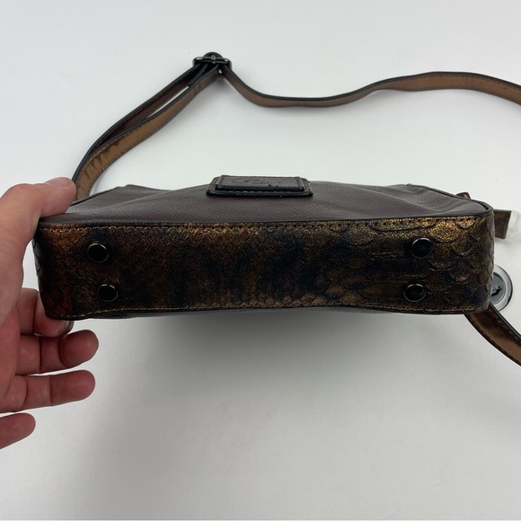 Celine Dion Black Shoulder bag Faux Leather with Silver Inserts Pockets NEW - Picture 4 of 10